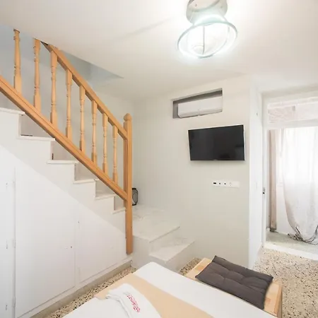아파트 Amazing Maisonette With Roof Garden & Bbq Mykonos Town